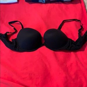 Victoria’s Secret Bra — black, size 36C
